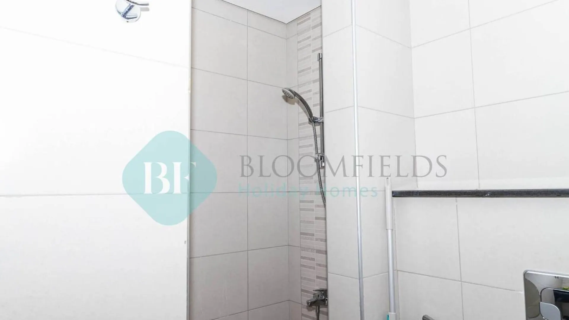 Apartment Bloomfields Spacious Stu In Raha Beach The View Abu Dhabi United Arab Emirates